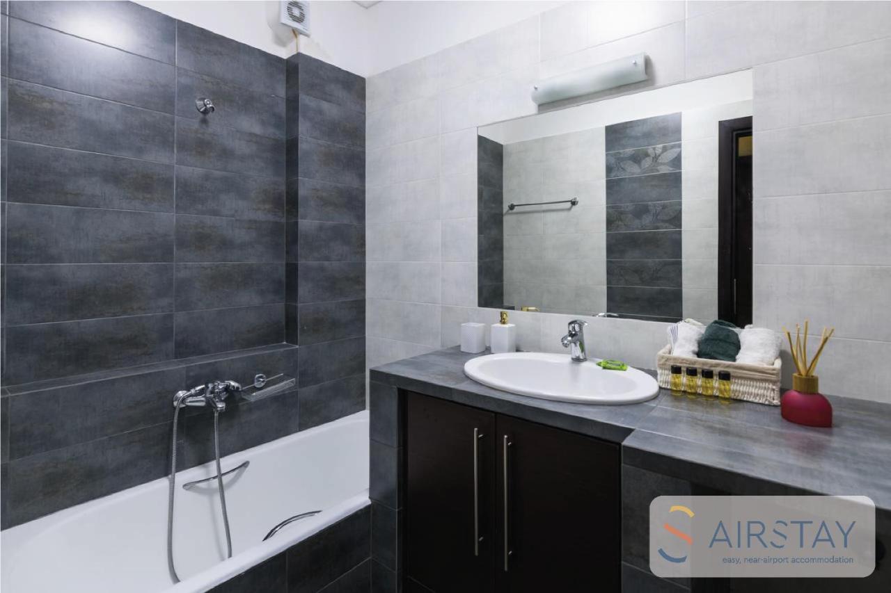 Thresh Apartments Airport By Airstay Σπάτα Εξωτερικό φωτογραφία
